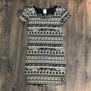 PINK by Victoria’s Secret black and white dress